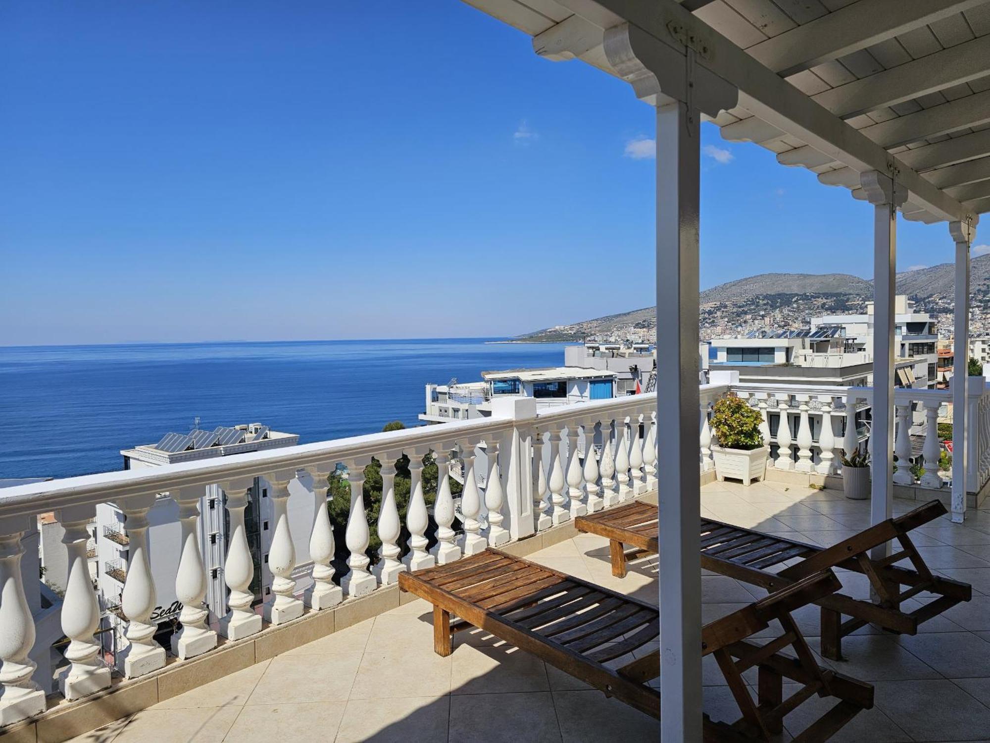 Happy Stay Eri Sarande Ngoại thất bức ảnh