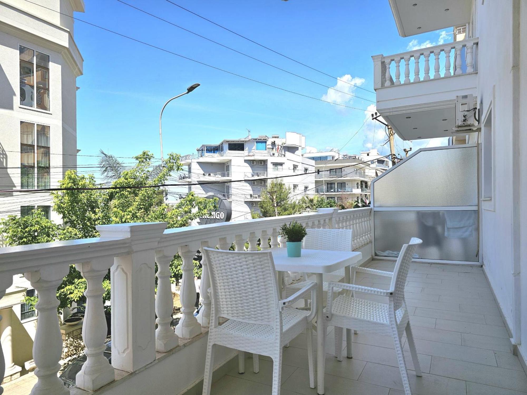 Happy Stay Eri Sarande Ngoại thất bức ảnh