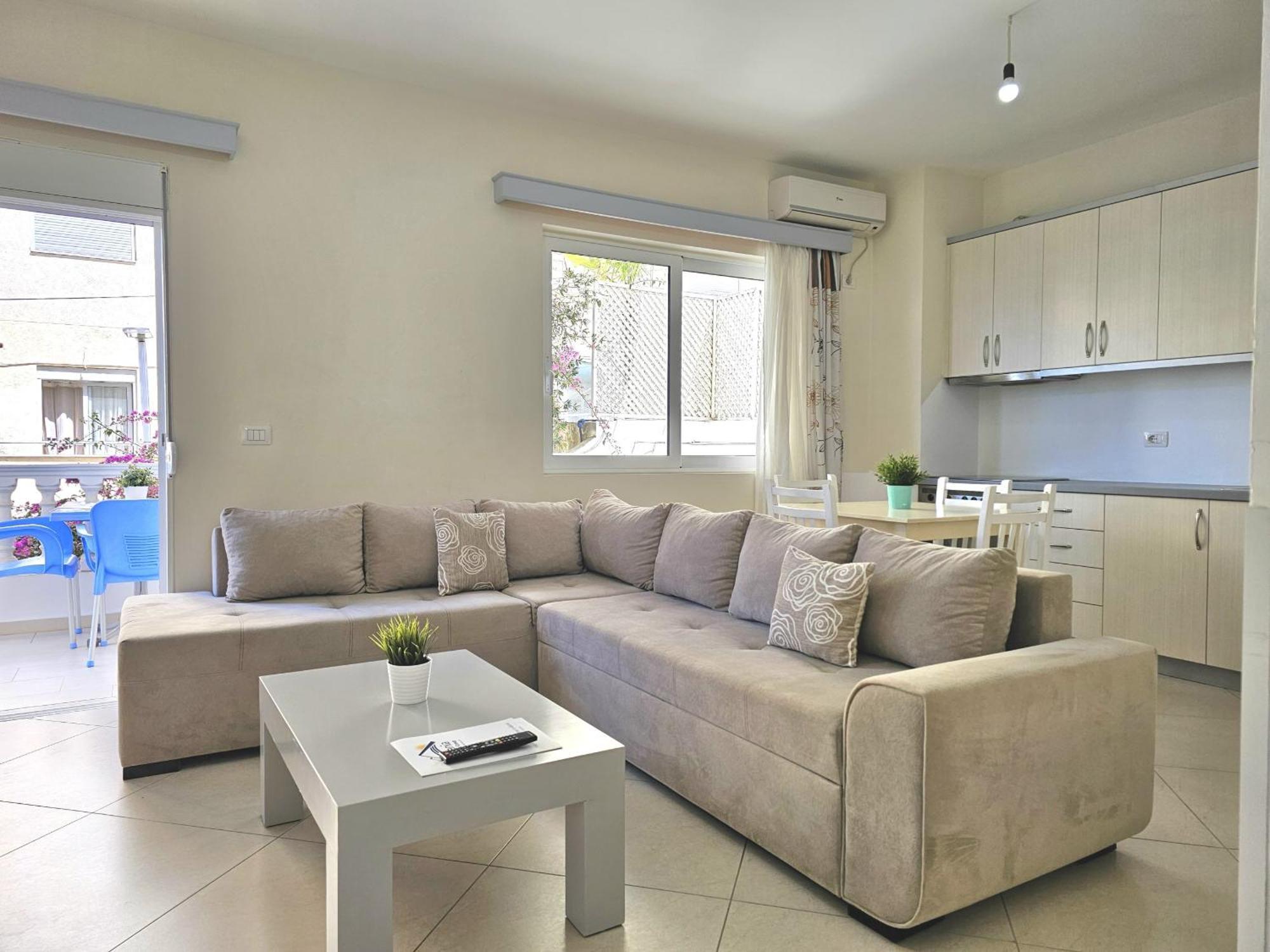Happy Stay Eri Sarande Ngoại thất bức ảnh