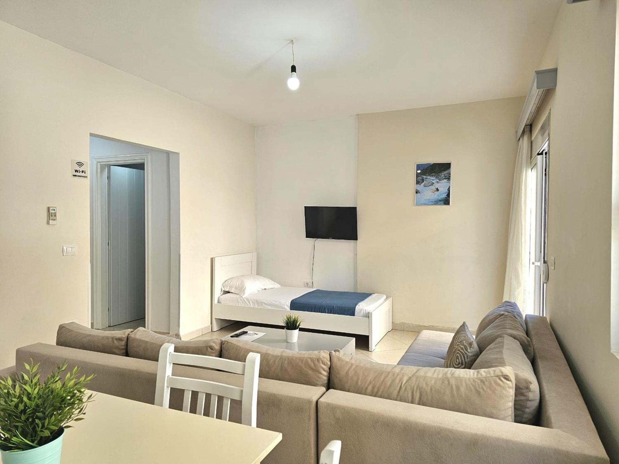 Happy Stay Eri Sarande Ngoại thất bức ảnh