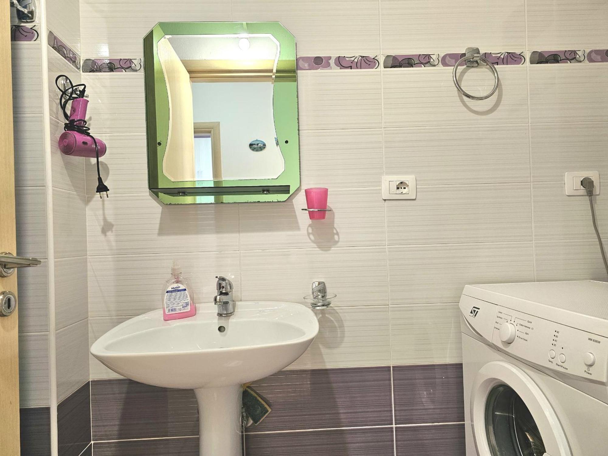 Happy Stay Eri Sarande Ngoại thất bức ảnh